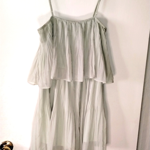 ⭐ Exlura Green Shorts Jumper  Women's Size Large Adjustable Straps - Picture 4 of 9